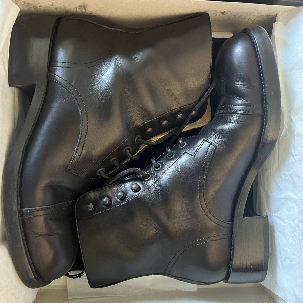 Used Dolce & Gabbana Mens size 7 shoes with original receipt!